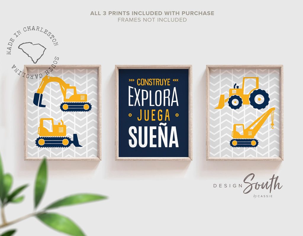 Spanish wording art for boys kids, Construye Explora Juega Sueña, boys construction theme bedroom, boys bedroom decor Spanish, digger prints